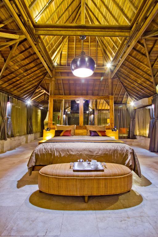 Puri Ratu Jimbaran Villa Екстер'єр фото