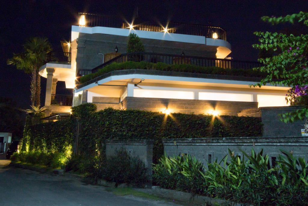 Puri Ratu Jimbaran Villa Екстер'єр фото